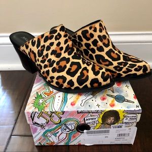 New in Box! Jeffrey Campbell Leopard Mules